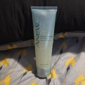 Anew Retroactive 2-in-1 Cleanser